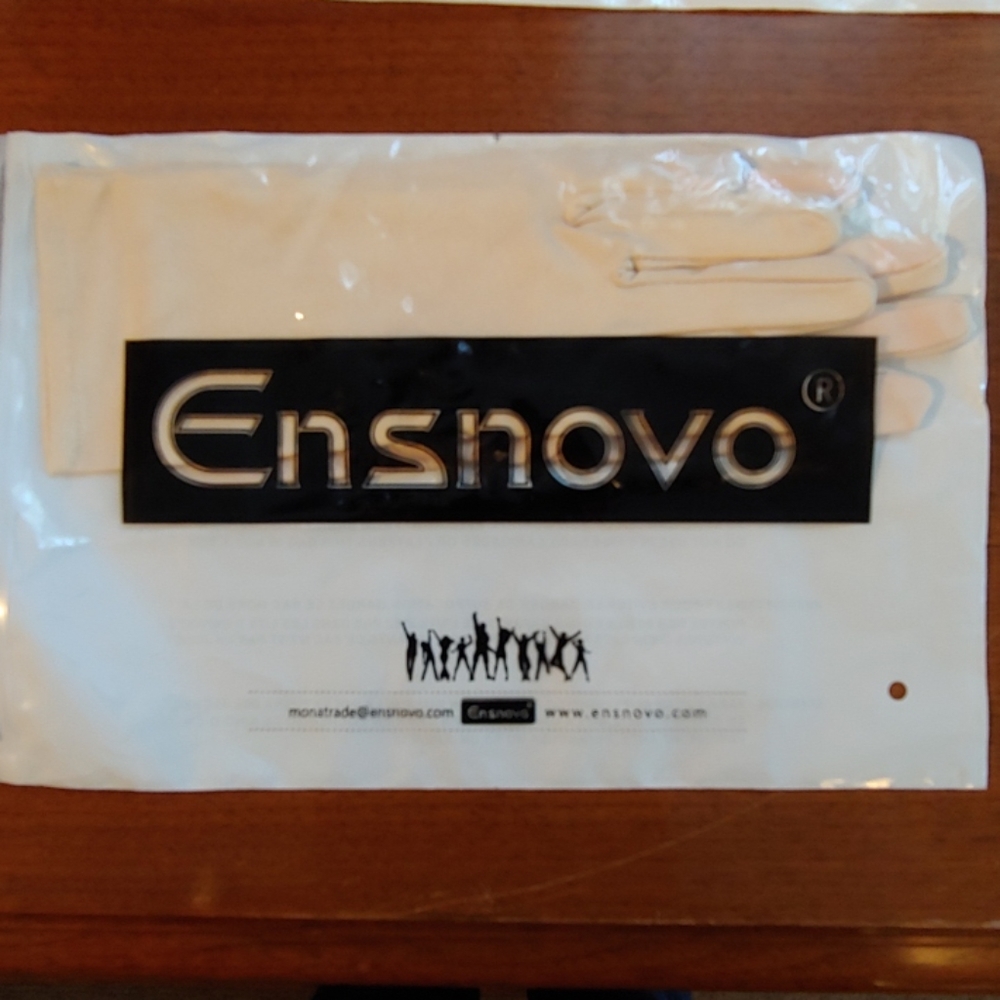 Nude Tone Dancer's Gloves by Ensnovo